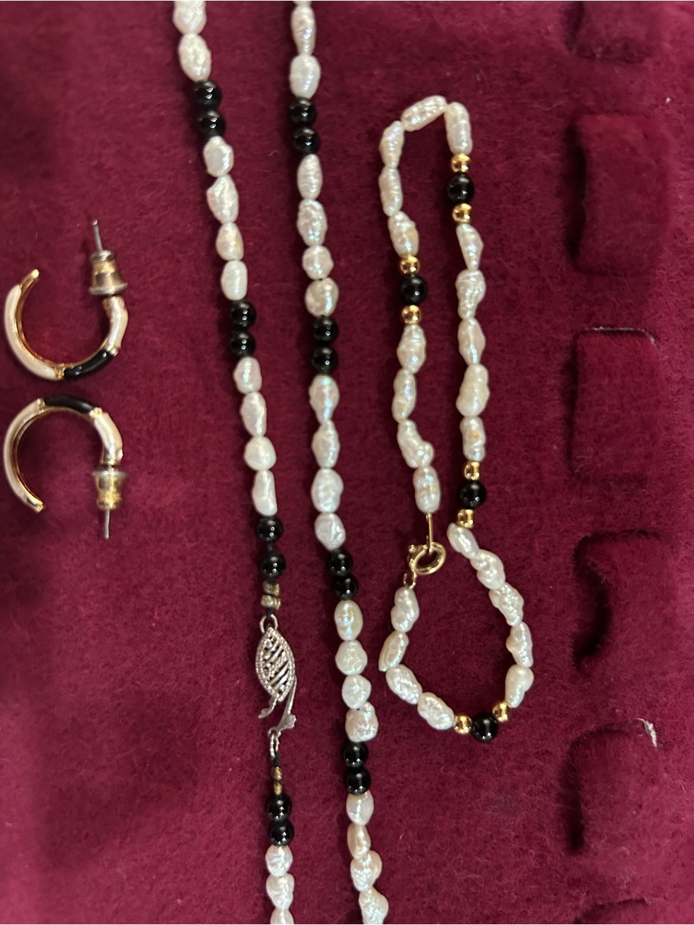 Pearl and Black Bead Multi-Strand Necklace earrings and bracelet Set